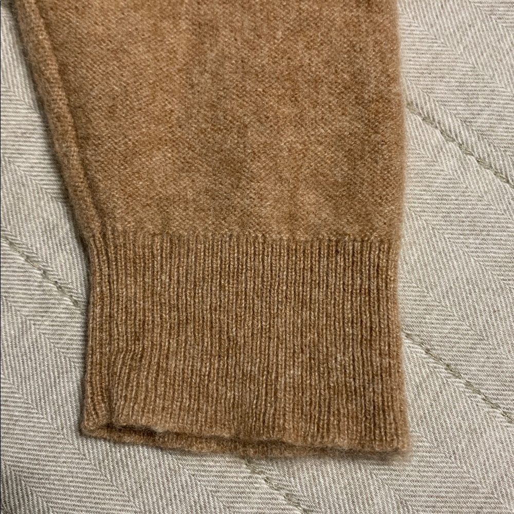 Pilcro Women V-Neck Cropped XXSP Deep Tan Cashmere Sweater Boxy Minimalist Q - Picture 3 of 11